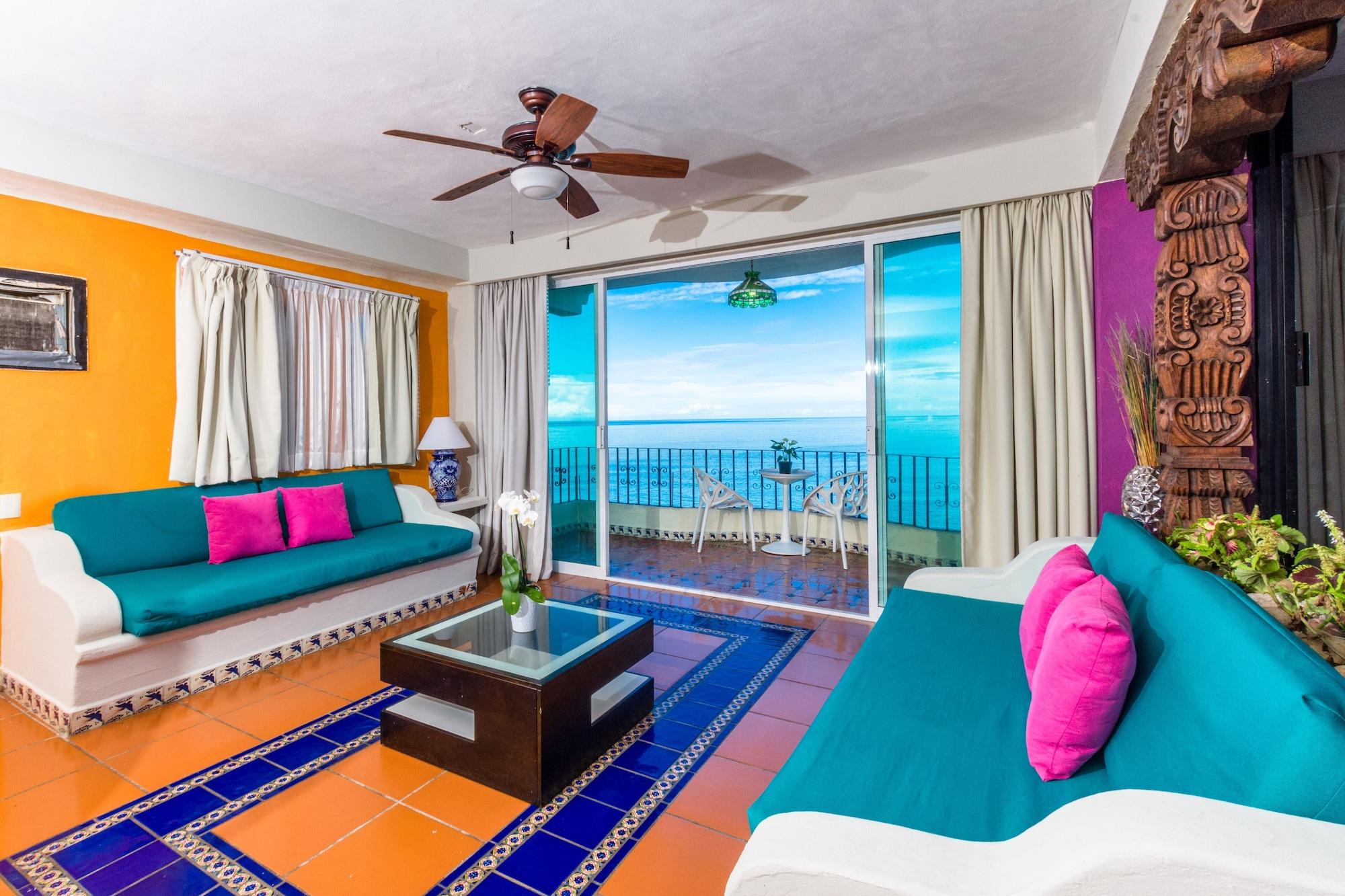 Mar Sereno Hotel & Suites Пуэрто-Вальярта Экстерьер фото